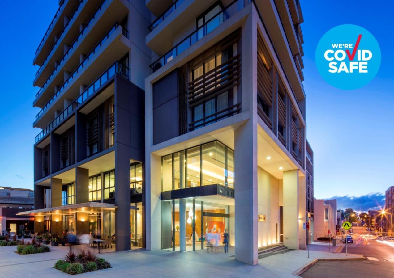 Novotel Newcastle Beach Exterior photo